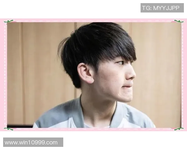 LPL赛场新星Jackeylove的崛起与荣耀之路揭秘