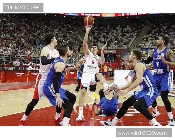 开拓者全队发挥出色，战胜强敌，谱写辉煌战绩