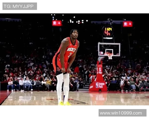 火箭队签下来自澳大利亚的新秀，成为首支NBA球队引进澳大利亚球员的先驱